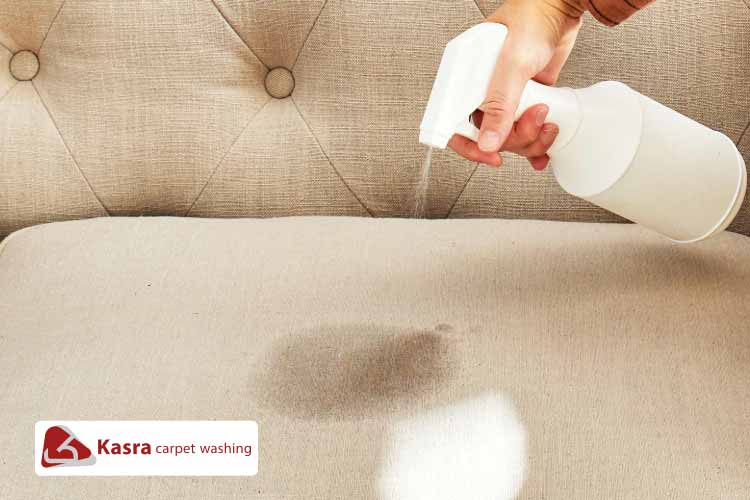 پاک کردن لکه قوه از روی مبل